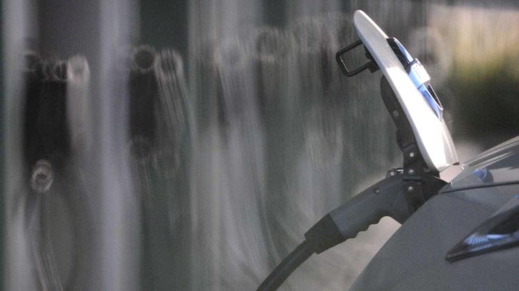 electric vehicle charging station