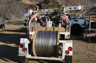 Colby fire and SCE crews
