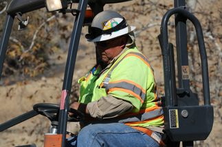 Colby fire and SCE crews