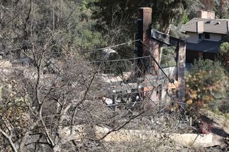 Colby fire and SCE crews