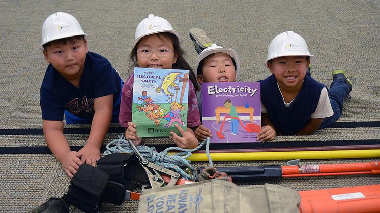 Lineman Reading Time 