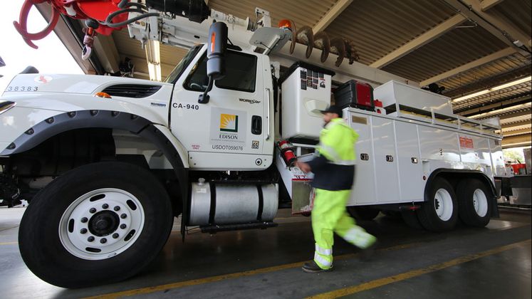 SCE crews ready for rains