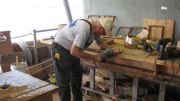 'Bob the Builder' - USS Missouri