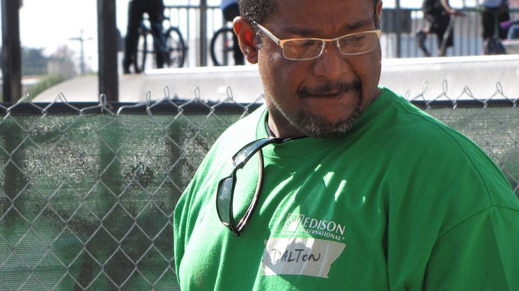 SCE Volunteers at Habitat for Humanity Build