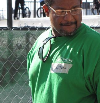 SCE Volunteers at Habitat for Humanity Build