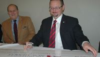 Consul Ibarra Presents Checks to UNM, SFCC for Scholarships