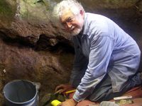 Straus Has Good Field Season at El Mirón Cave in Spain