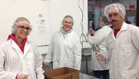 UNM Volunteers ‘Pay-It-Forward’ at Roadrunner Food Bank