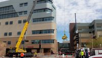 Disabled helicopter safely removed from UNMH roof