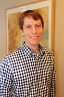 Feezell receives NSF CAREER award to study blue and green vertical-cavity lasers