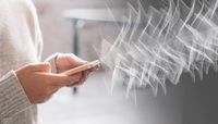 Smart phones do not keep secrets