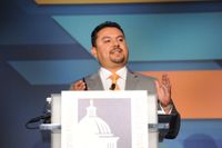 UNM professor takes main stage at national Hispanic policy conference