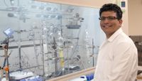 UNM chemistry professor receives first major research grant