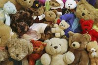 ‘BeKind’ UNM initiative pays it forward to APD and local children