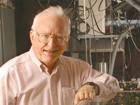 Nobel Laureate John Hall presents CHTM Distinguished Lecture