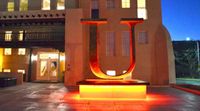 UNM Alumni Association honors grads with free photos