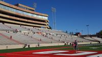 UNM staff, faculty take on Stadium Stair Challenge