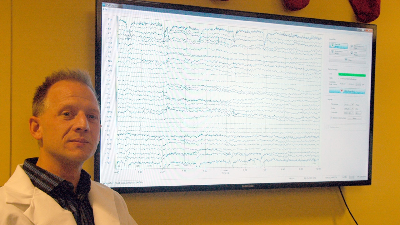 Associate Professor James Cavanagh