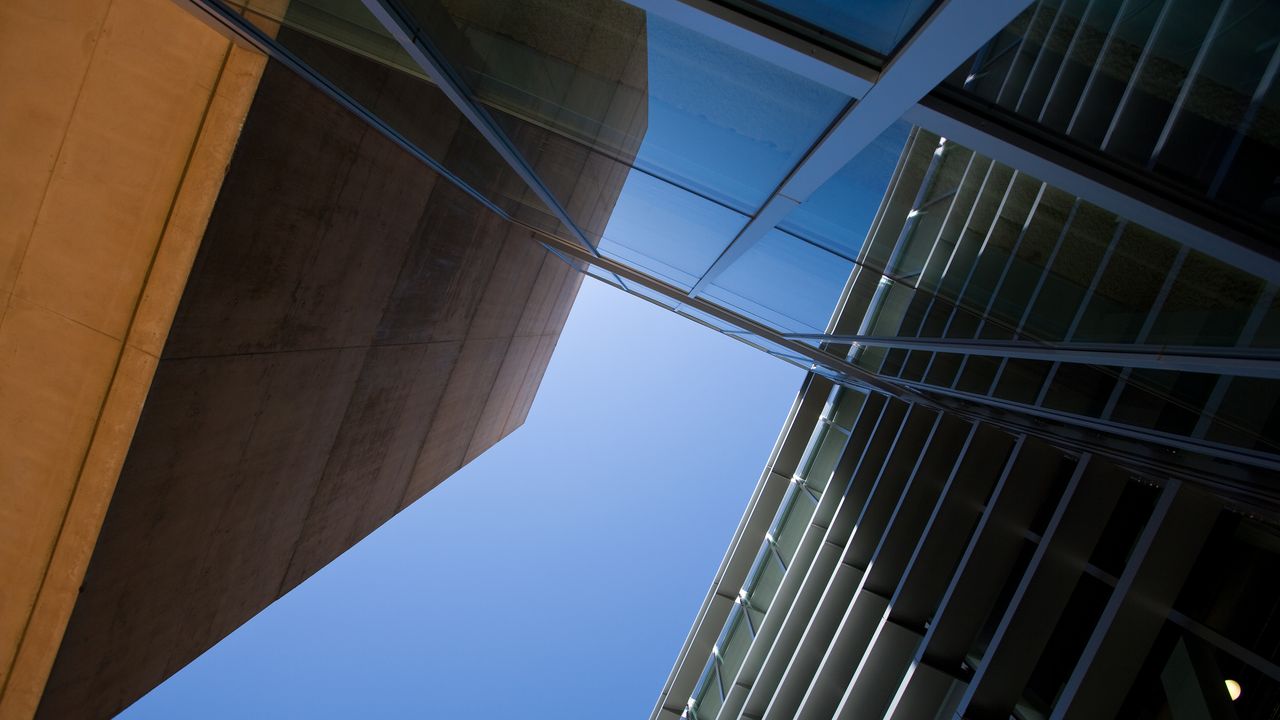 080502_e_UNM_520