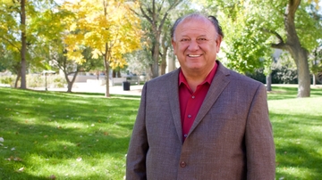 Torres receives national recognition from HACU