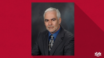  C&J professor receives fellowship to reinvent journalism in university classrooms 