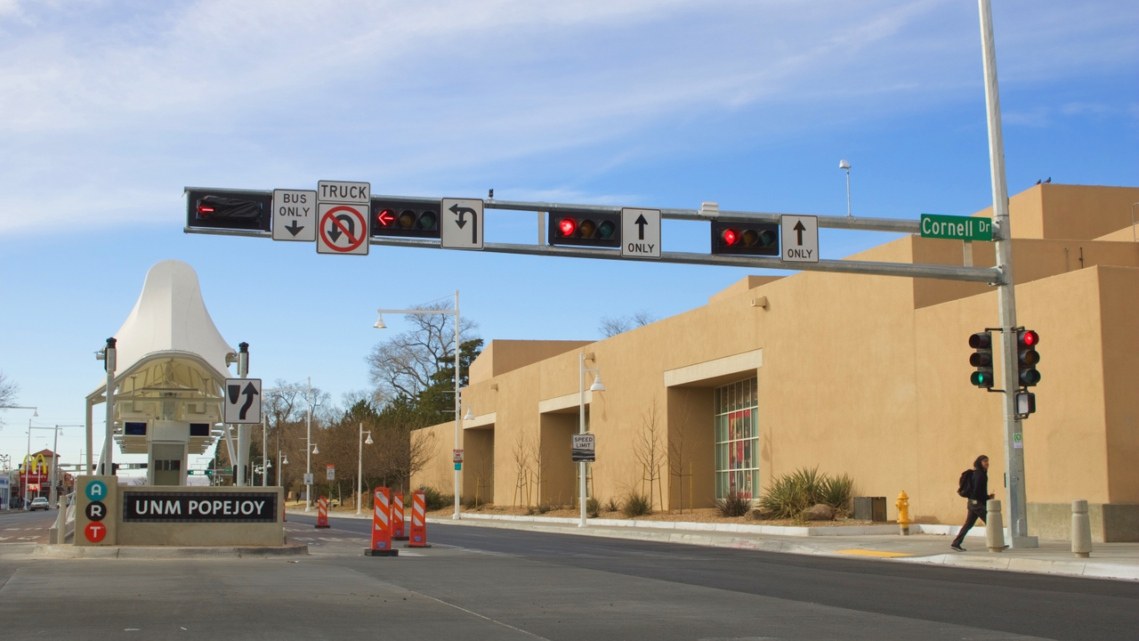 HAWK Signal for motorists