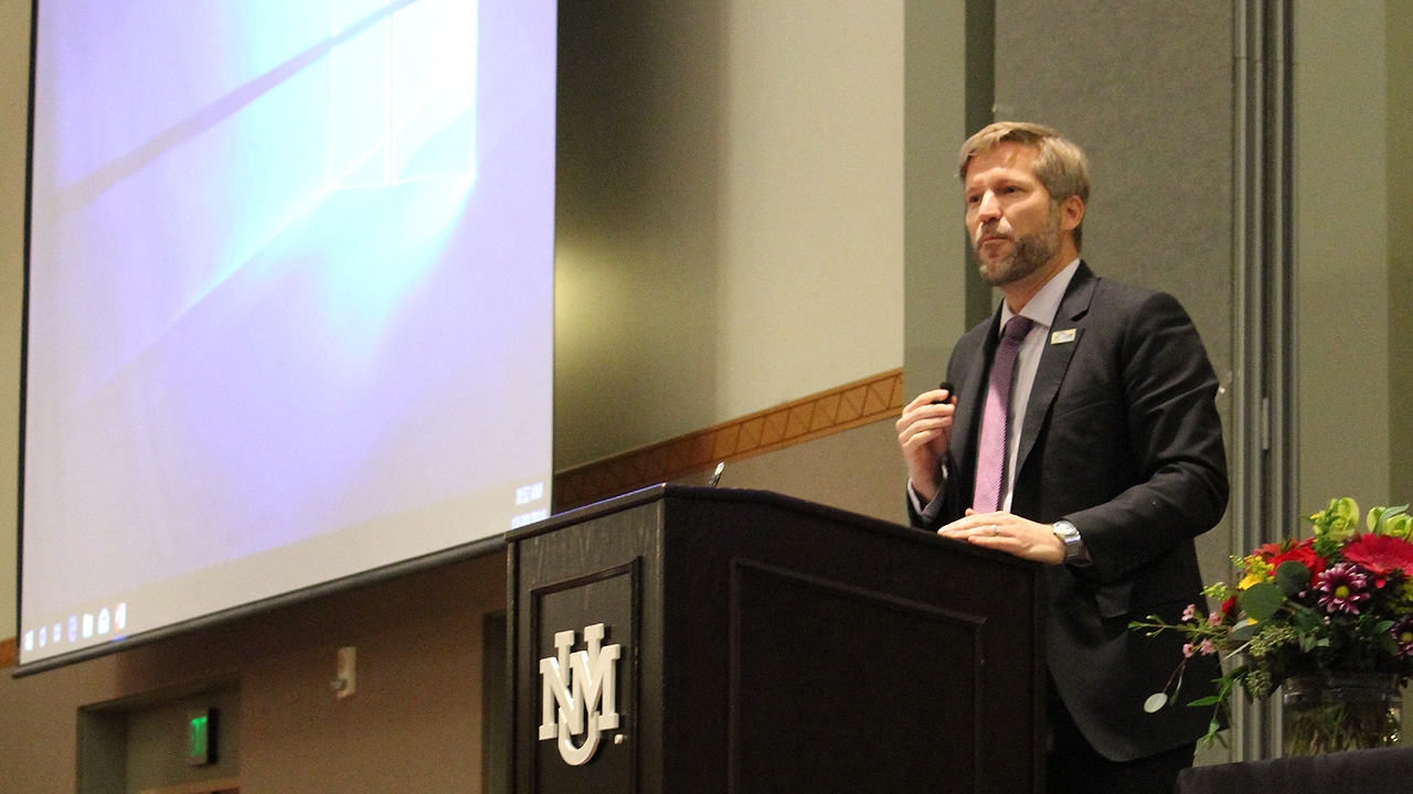 Mayor Tim Keller