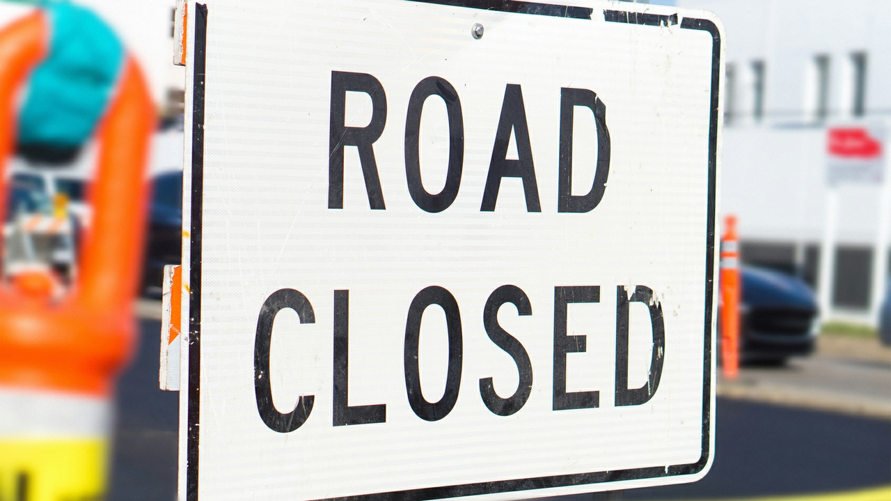 Road Closed