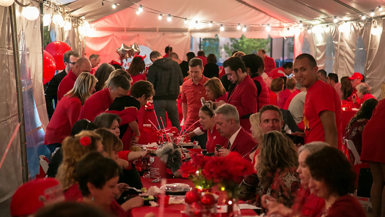 Diner en Rouge