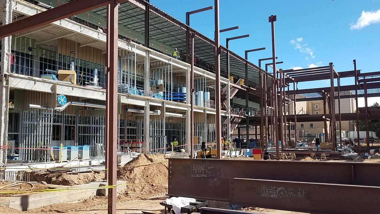 PAÍS construction makes progress