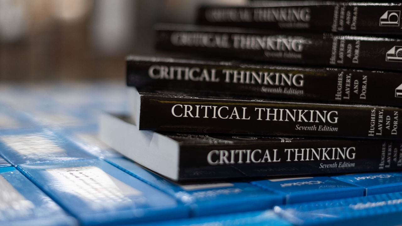 CriticalThinking - UNM Bookstore