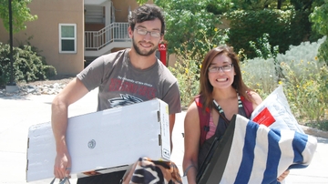 Volunteers needed to help welcome students to campus