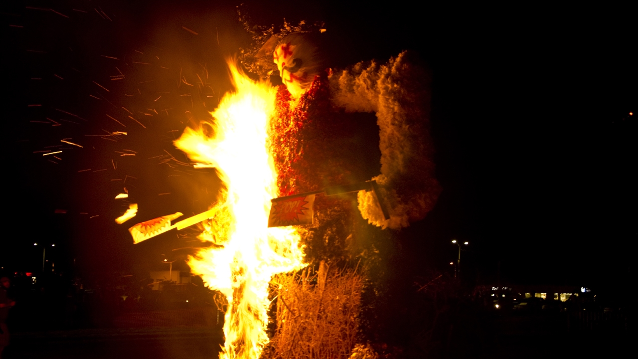 Red Rally bonfire ignite