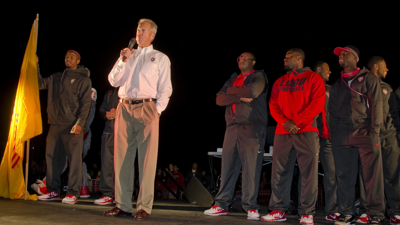 Red Rally Bob Davie