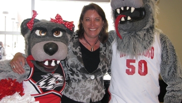 Kim Kloeppel retires after 25 years at UNM