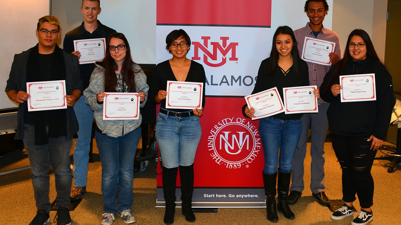 UNM Los Alamos scholars