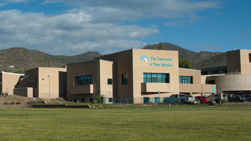 UNM Los Alamos awarded Title V grant
