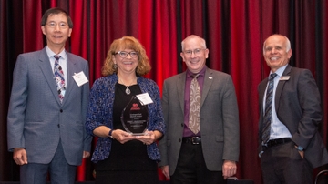 School of Engineering honors 2020 and 2021 distinguished alumni at event