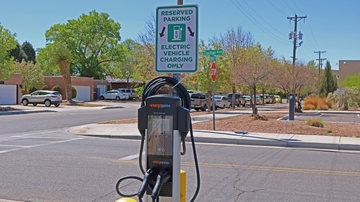 UNM addresses growing demand for electric vehicle charging stations