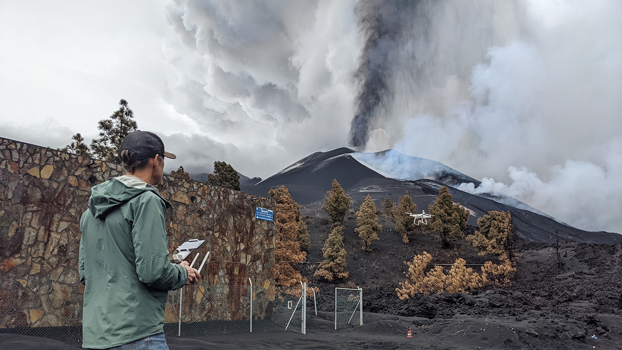 A drone takes off for the erupting Penacho volcano.