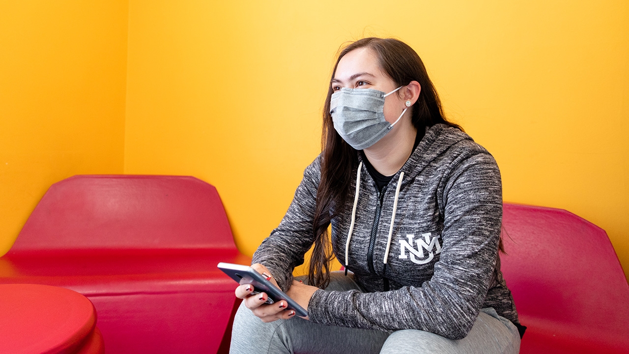 UNM updates mask requirement