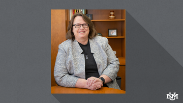 UNM-Los Alamos chancellor to step down from leadership role 