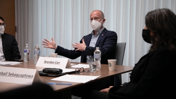 FCC Commissioner at UNM for broadband roundtable
