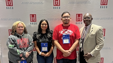 UNM-Valencia presents, attends national HACU conference