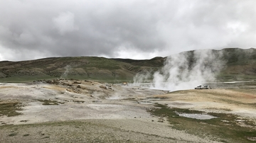 UNM continental-scale helium study probes the deep structure of the Tibetan Plateau and the Himalayan plate collision 