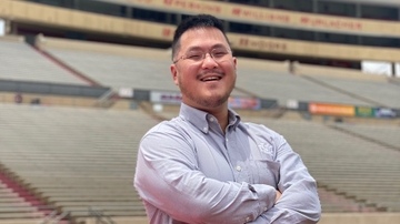 UNM doctoral student wins the Ron Labinski Scholarship
