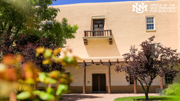 UNM faculty complete FRESSH program with grant writing experience, new connections, and Lobo community support 