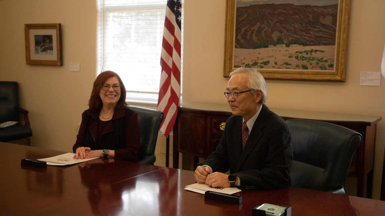 University of New Mexico and Nagasaki University Presidents