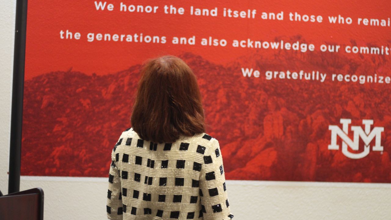 Mural reception