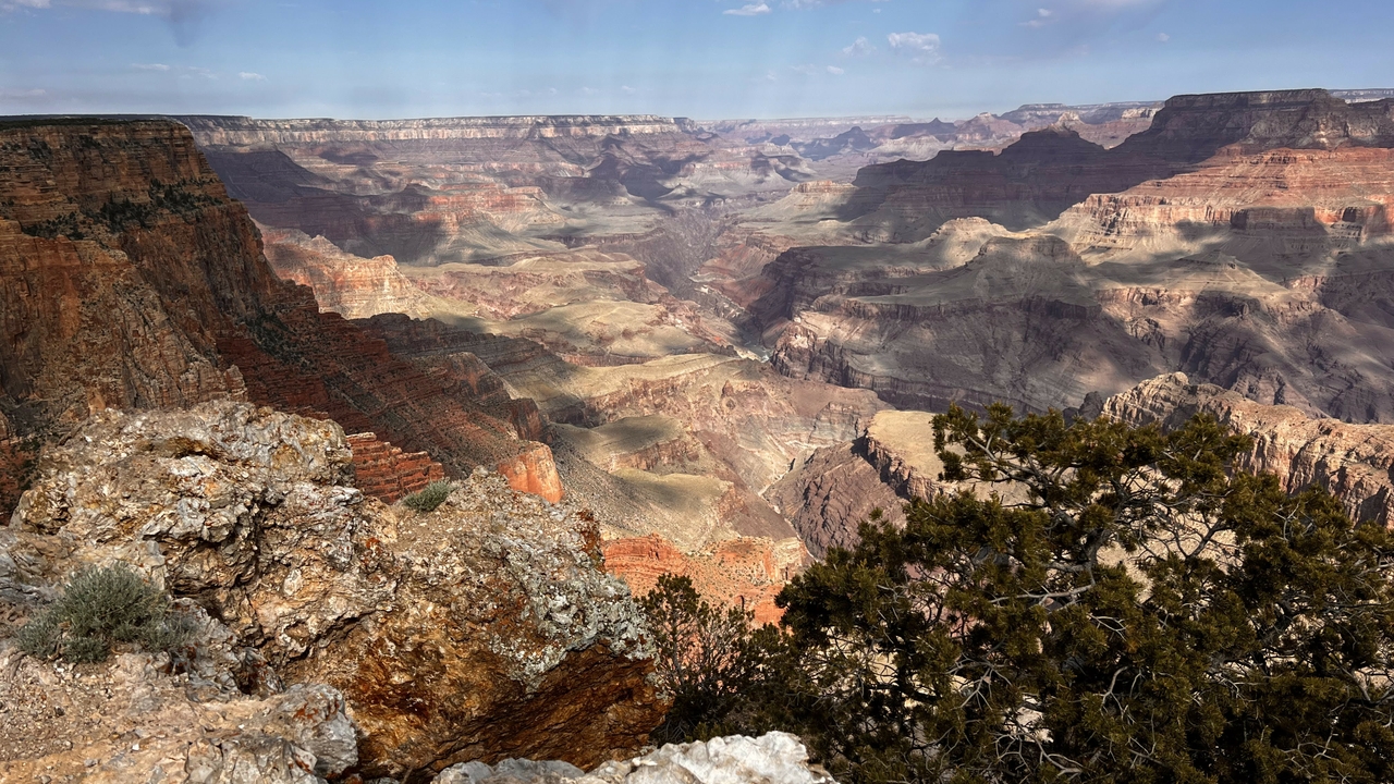 Photograph of the Grand Canyon by Laura Crossey